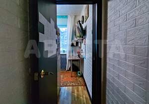 2-к квартира, вторичка, 42м2, 1/4 этаж