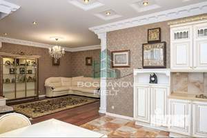 3-к квартира, вторичка, 110м2, 3/3 этаж