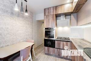 3-к квартира, вторичка, 63м2, 1/9 этаж