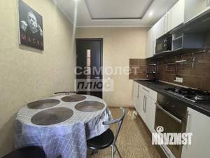 2-к квартира, вторичка, 54м2, 1/9 этаж