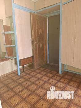 3-к квартира, вторичка, 62м2, 1/5 этаж