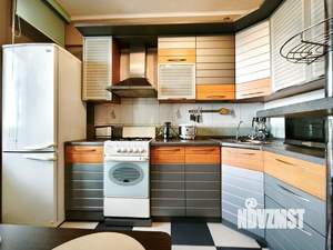 3-к квартира, вторичка, 77м2, 2/5 этаж