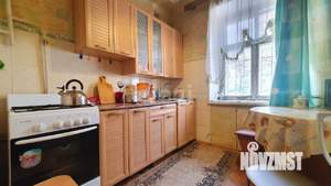 2-к квартира, вторичка, 47м2, 1/2 этаж