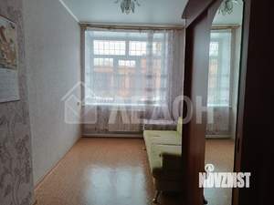 2-к квартира, вторичка, 55м2, 1/1 этаж