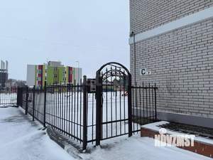 2-к квартира, вторичка, 58м2, 1/10 этаж