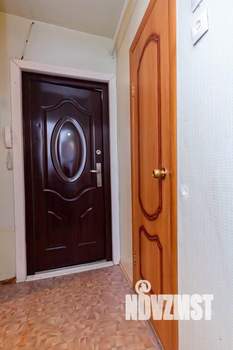 3-к квартира, вторичка, 60м2, 1/9 этаж