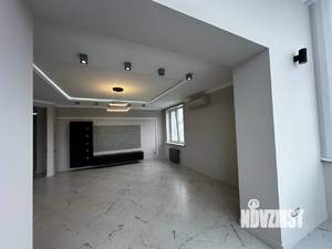 4-к квартира, вторичка, 140м2, 3/4 этаж