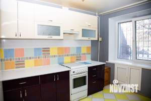 2-к квартира, вторичка, 53м2, 1/5 этаж