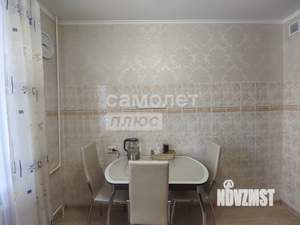 2-к квартира, вторичка, 63м2, 1/10 этаж