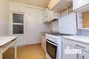 3-к квартира, вторичка, 60м2, 1/9 этаж