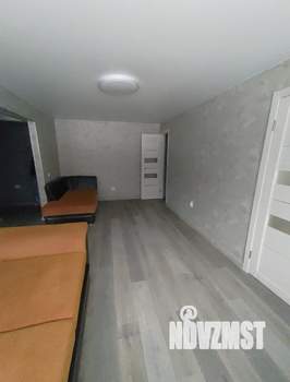 2-к квартира, вторичка, 42м2, 1/5 этаж