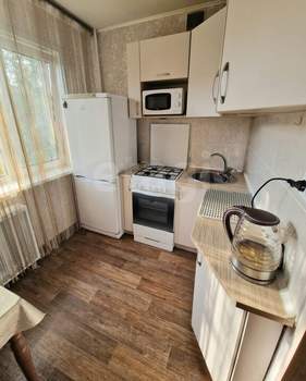 2-к квартира, вторичка, 44м2, 3/5 этаж
