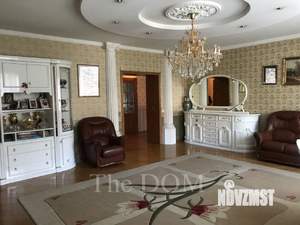 5-к квартира, вторичка, 222м2, 3/7 этаж