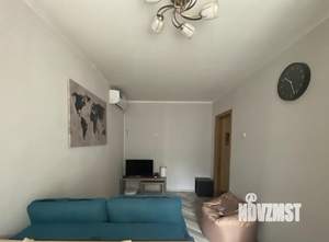 2-к квартира, вторичка, 40м2, 1/9 этаж