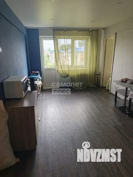 4-к квартира, вторичка, 60м2, 5/5 этаж