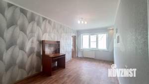 2-к квартира, вторичка, 40м2, 1/5 этаж