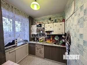 3-к квартира, вторичка, 61м2, 5/5 этаж