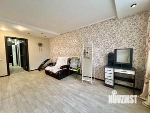 2-к квартира, вторичка, 74м2, 1/5 этаж