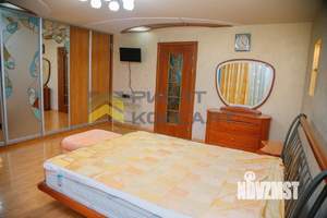 4-к квартира, вторичка, 72м2, 9/9 этаж