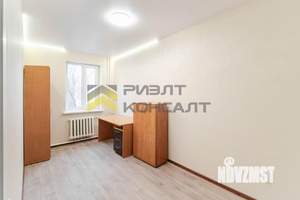 3-к квартира, вторичка, 55м2, 1/3 этаж