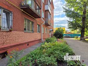 2-к квартира, вторичка, 45м2, 1/4 этаж