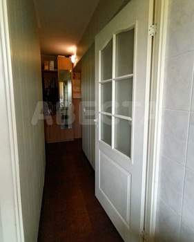3-к квартира, вторичка, 58м2, 5/5 этаж