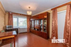 3-к квартира, вторичка, 58м2, 5/5 этаж