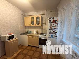 2-к квартира, вторичка, 47м2, 1/9 этаж