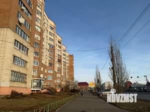 4-к квартира, вторичка, 120м2, 1/10 этаж