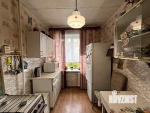 3-к квартира, вторичка, 56м2, 4/10 этаж