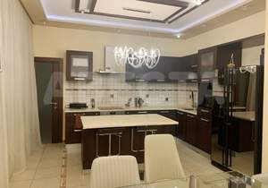 4-к квартира, вторичка, 144м2, 5/9 этаж