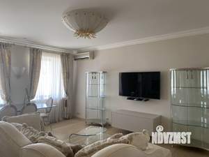 3-к квартира, вторичка, 106м2, 9/9 этаж
