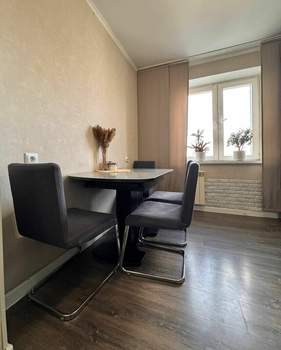 2-к квартира, вторичка, 56м2, 10/10 этаж