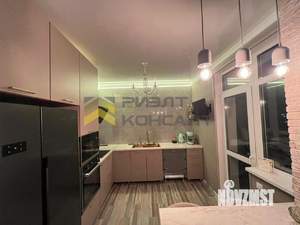 2-к квартира, вторичка, 63м2, 12/17 этаж