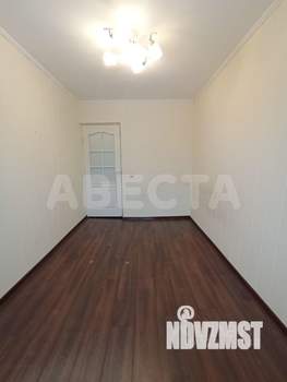 3-к квартира, вторичка, 58м2, 5/5 этаж