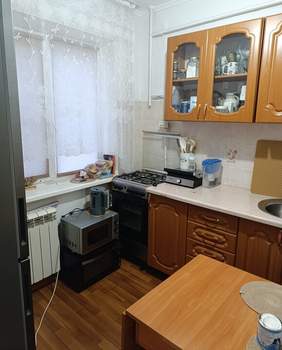 2-к квартира, вторичка, 44м2, 1/5 этаж