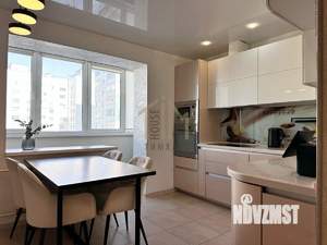 4-к квартира, вторичка, 103м2, 5/10 этаж
