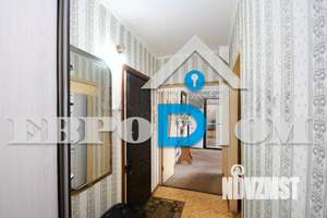 2-к квартира, вторичка, 52м2, 1/12 этаж