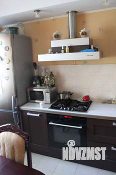 2-к квартира, вторичка, 71м2, 1/5 этаж
