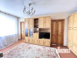 3-к квартира, вторичка, 58м2, 2/5 этаж