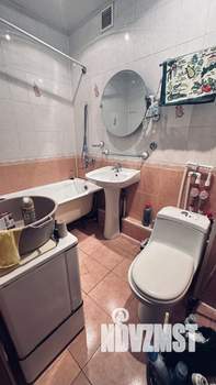 3-к квартира, вторичка, 63м2, 5/5 этаж