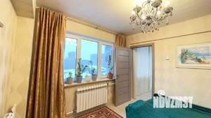 4-к квартира, вторичка, 63м2, 5/5 этаж